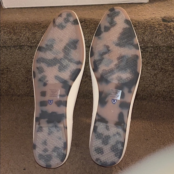 Rothy’s The Almond Loafer in Vanilla Bean New in Box - Picture 8 of 10